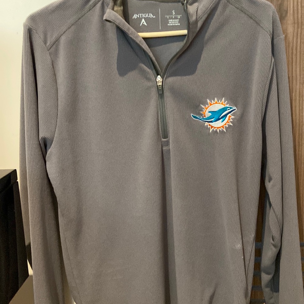 Miami Dolphins dress down sweater